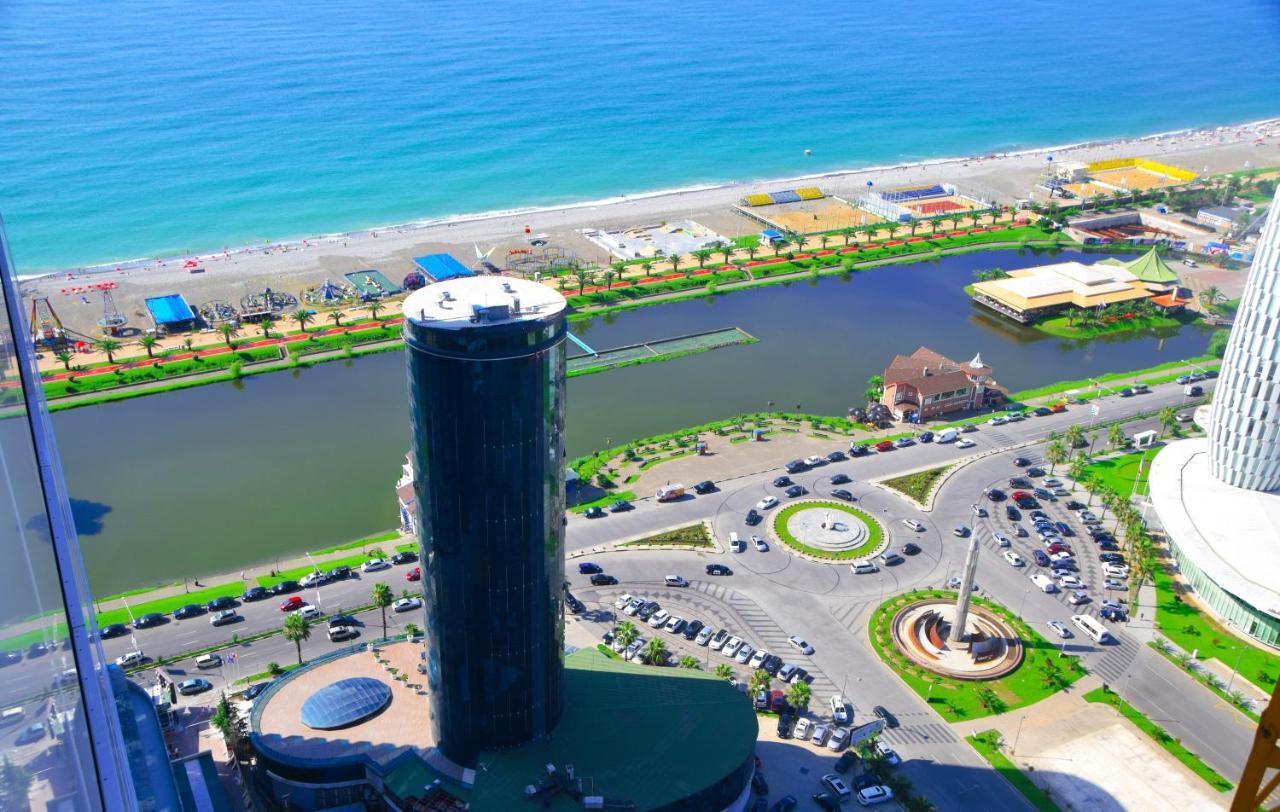 Skyscraper Batumi Apartment Exterior photo